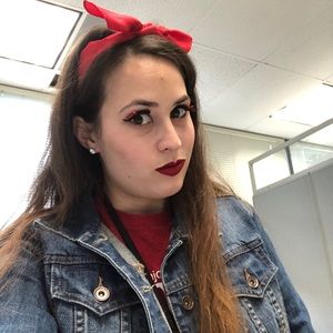 Meet your Posher, Julie